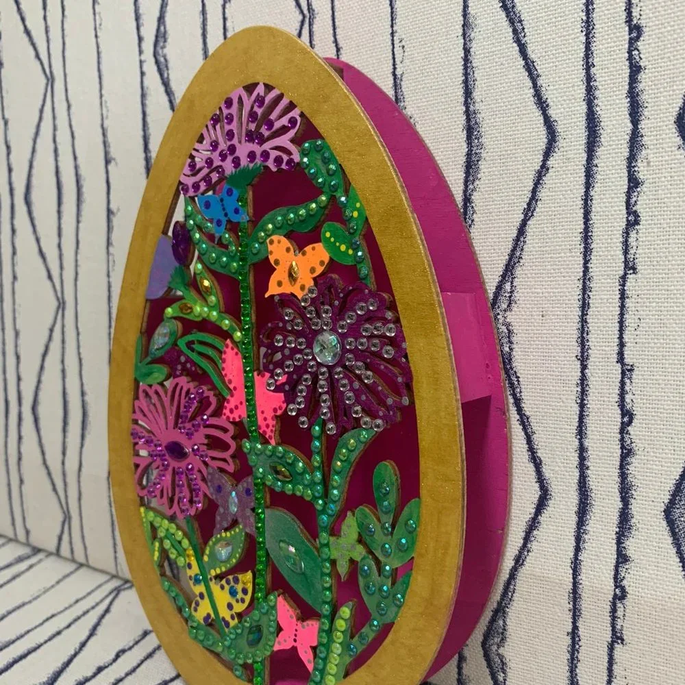 ⭐️ #622 Hand Painted Spring Egg Night Lights